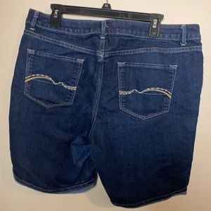 Women’s Boyfriend Jean Shorts